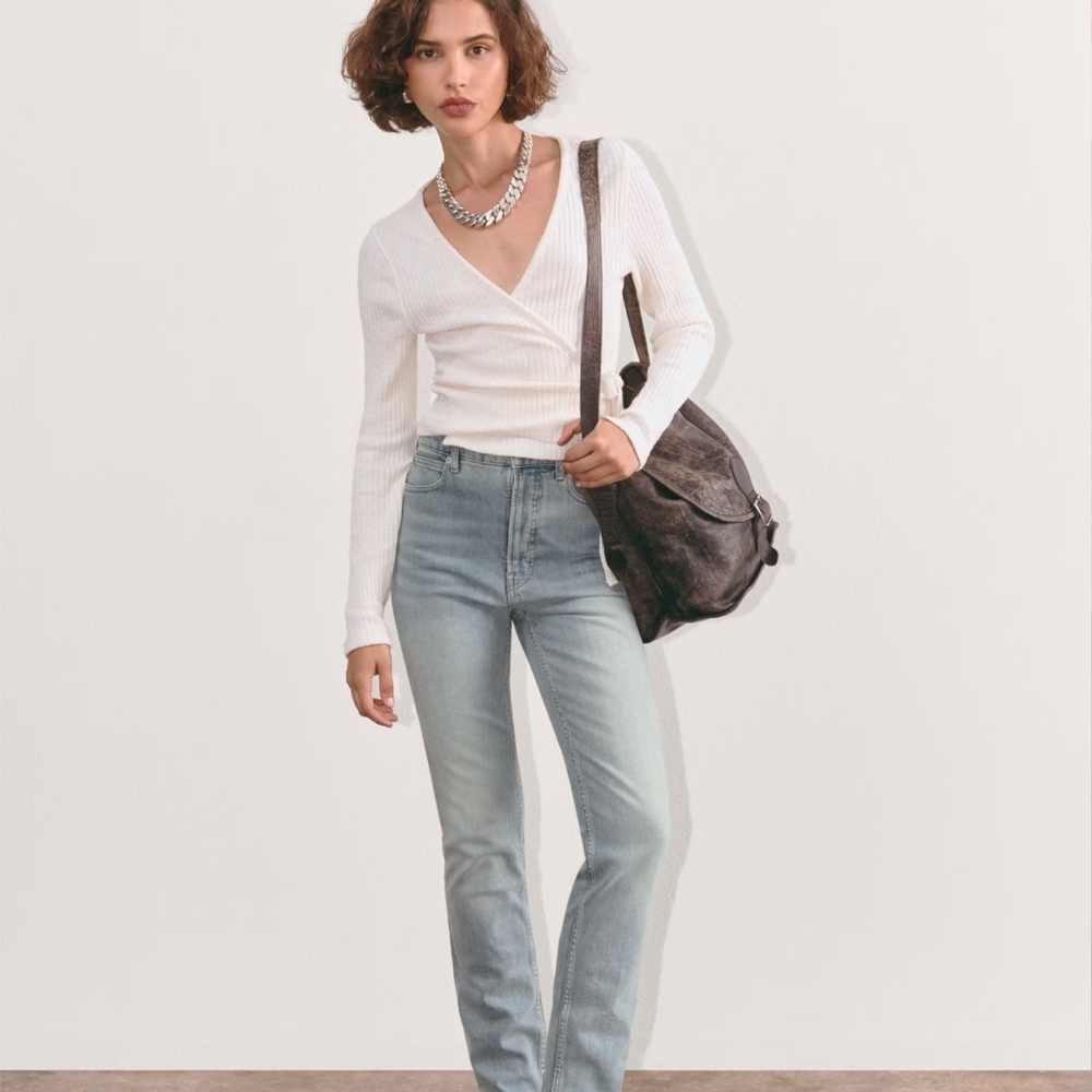 Everlane Way High Slim Blue Straight Leg Jeans